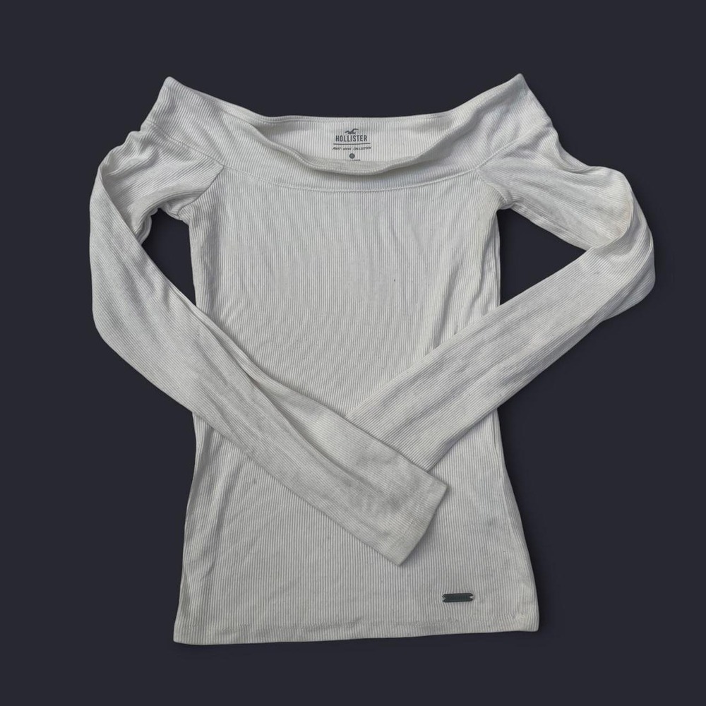 Hollister white long sleeve top